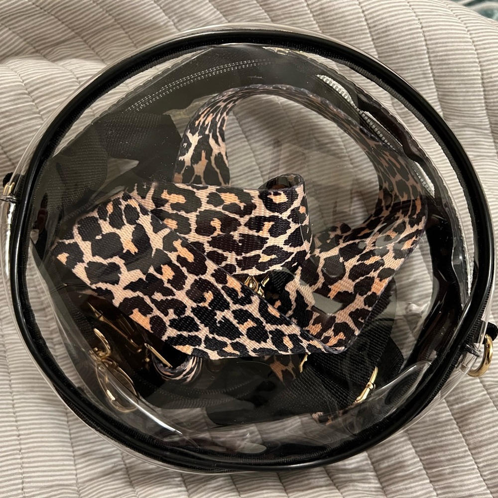 Clear Round Stadium/Event Bag W/Leopard Print & B… - image 3